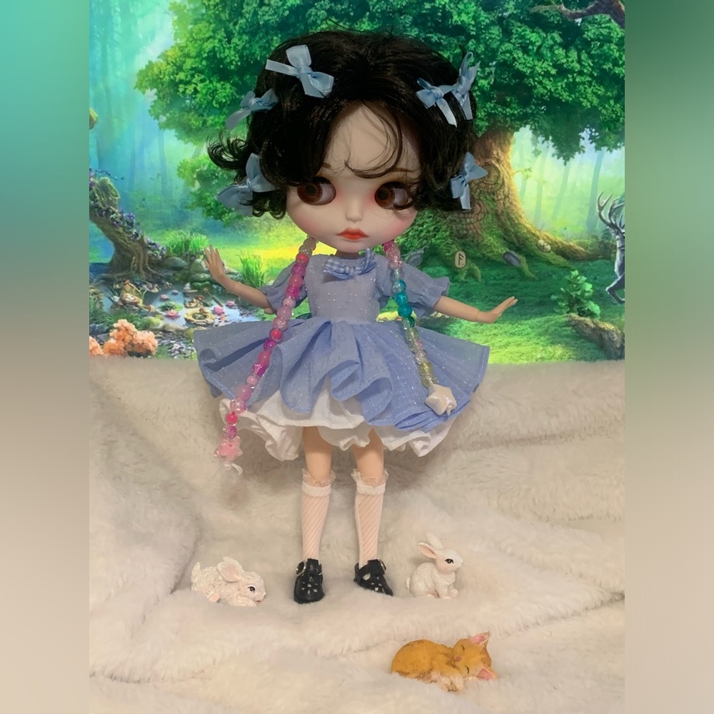 Blythe Doll sold